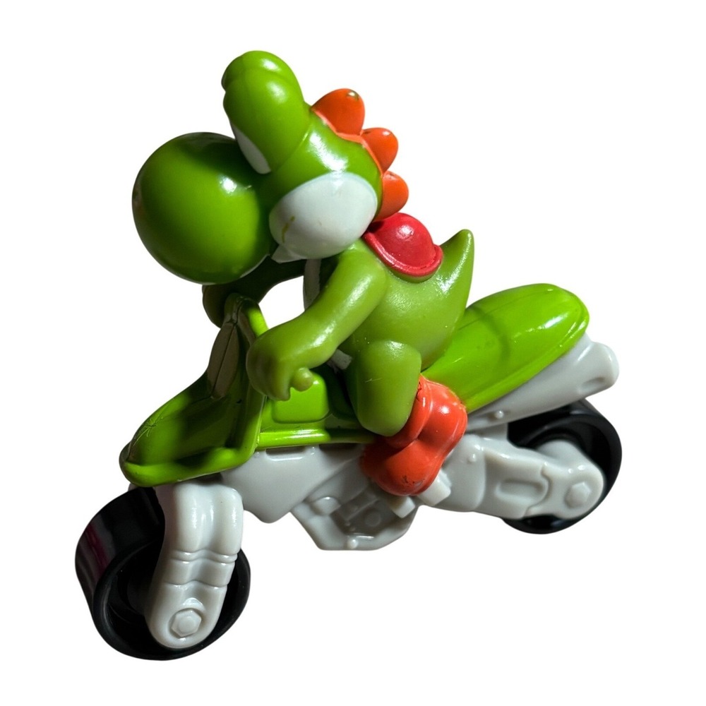 Nintendo Yoshi Green Motorcycle Toy Figure 2022 McDonalds Happy Meal Super Mario